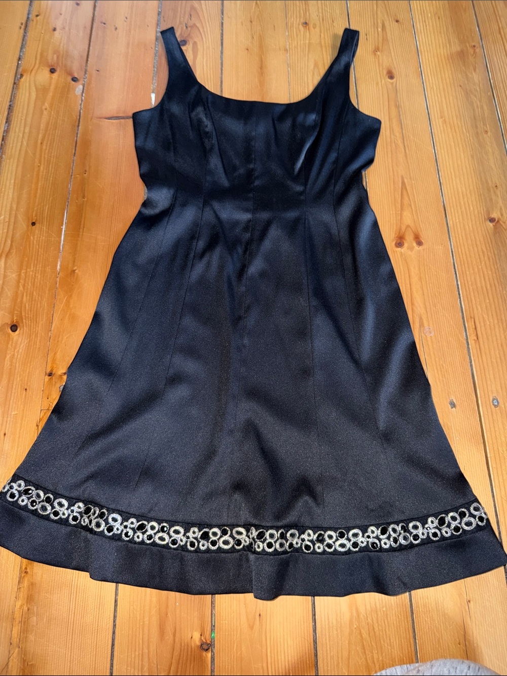 Jones Wear Black Dress with Classic Neckline